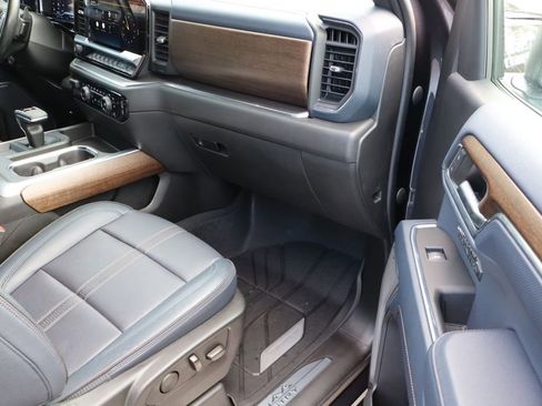 Used 2023 Chevrolet Silverado 1500 High Country w/ High Country Premium Package image 53