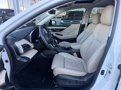 Used 2024 Subaru Legacy Limited image 9