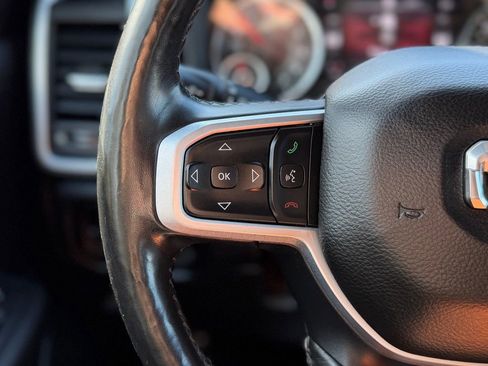 Used 2019 RAM 1500 Big Horn image 10