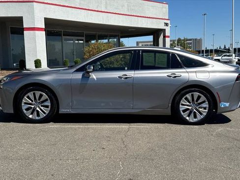 Certified 2021 Toyota Mirai w/ Advanced Technology Package RWD image 9