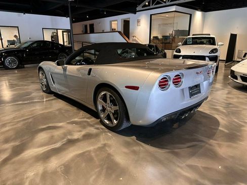 Used 2007 Chevrolet Corvette Convertible w/ Preferred Equipment Group RWD image 5