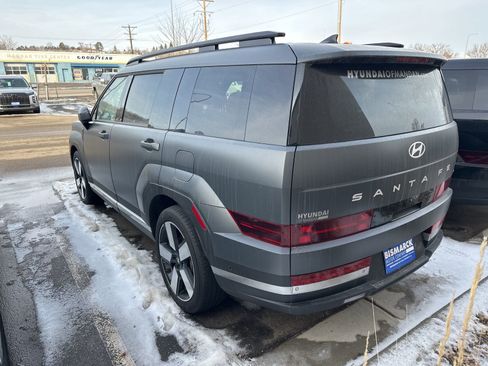 Used 2025 Hyundai Santa Fe Limited image 6