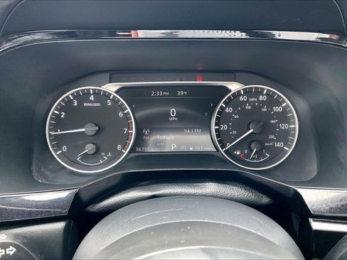 Used 2024 Nissan Pathfinder SV image 24