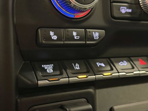 Certified 2021 GMC Sierra 3500 Denali w/ Denali Ultimate Package image 58