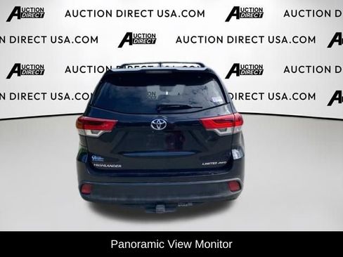 Used 2017 Toyota Highlander Limited Platinum AWD/4WD image 9