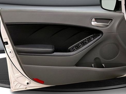 Used 2018 Kia Forte LX image 20