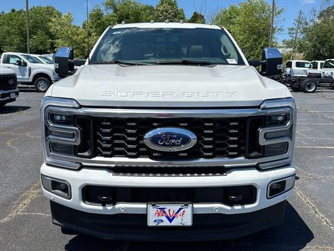 New 2026 Ford F350 Platinum w/ Platinum Plus Package AWD/4WD image 3