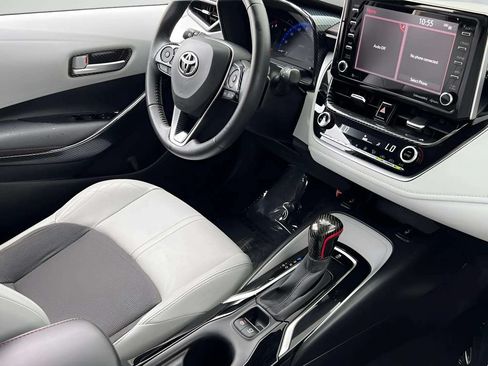 Used 2021 Toyota Corolla XSE FWD image 6