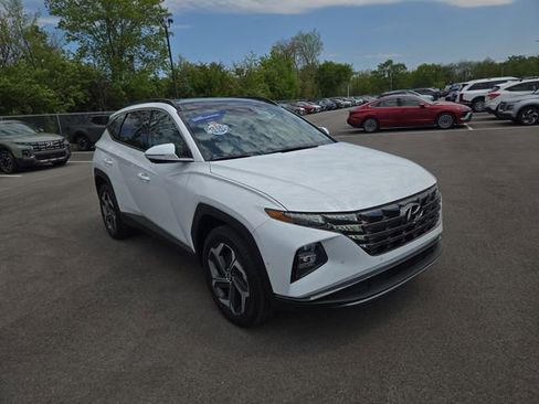 Certified 2024 Hyundai Tucson Limited AWD/4WD image 4