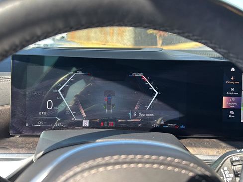 Certified 2023 BMW X7 xDrive40i w/ M Sport Package image 20