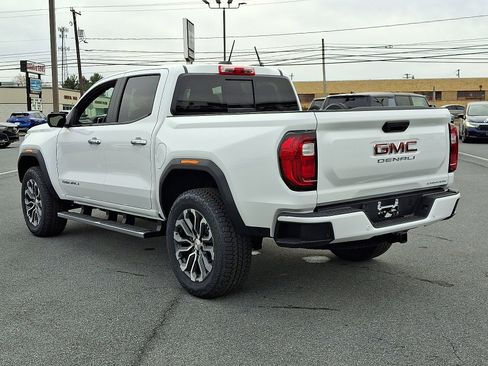 New 2026 GMC Canyon Denali image 3