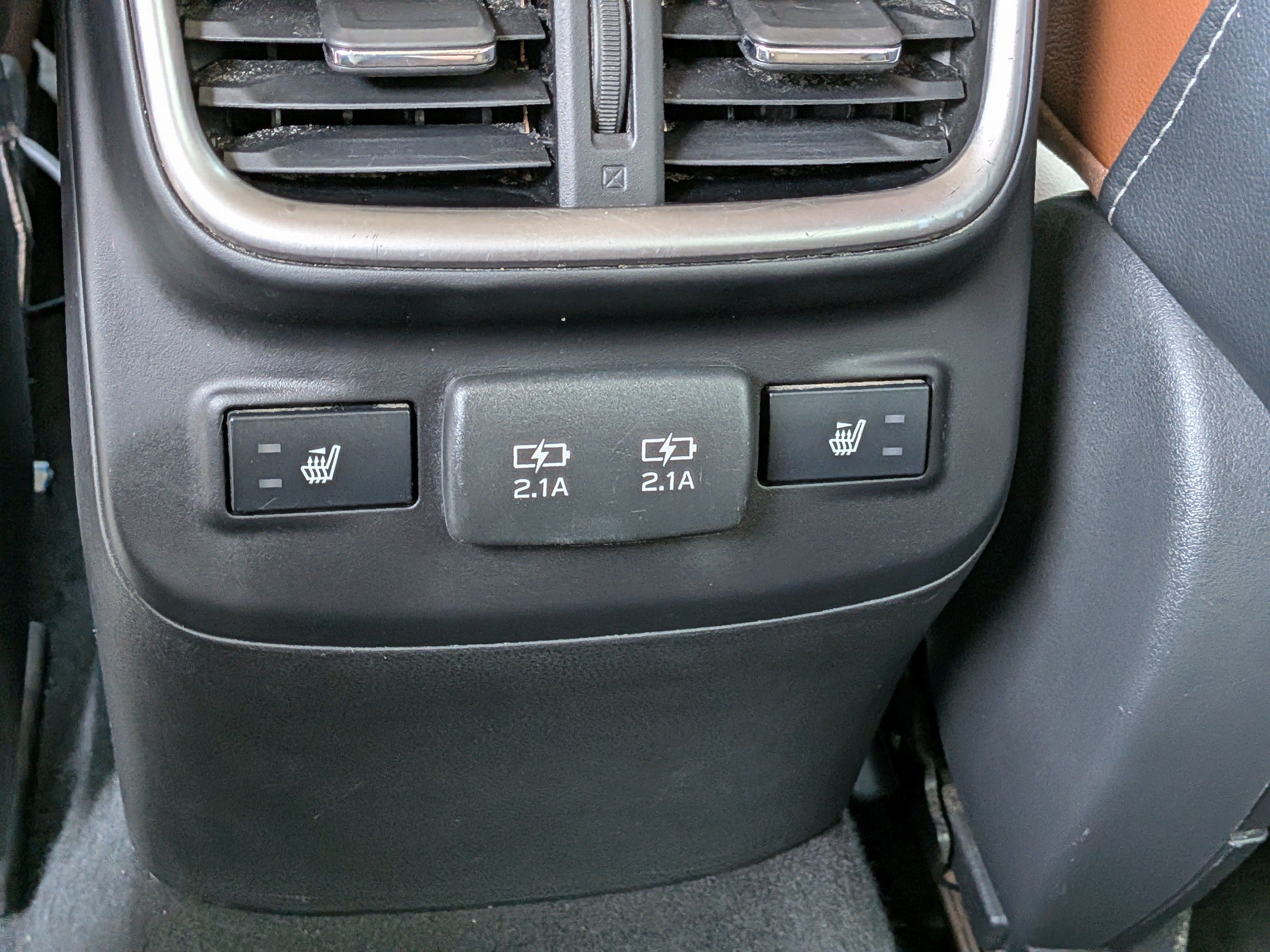 Used 2020 Subaru Outback Touring XT AWD/4WD image 16