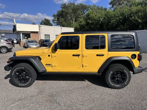 Used 2021 Jeep Wrangler Unlimited Sport AWD/4WD image 6