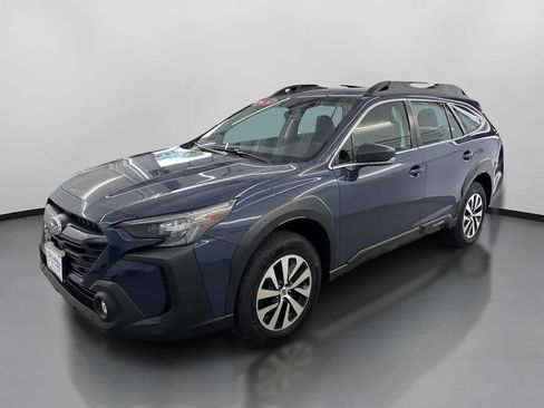 Used 2024 Subaru Outback AWD/4WD image 4