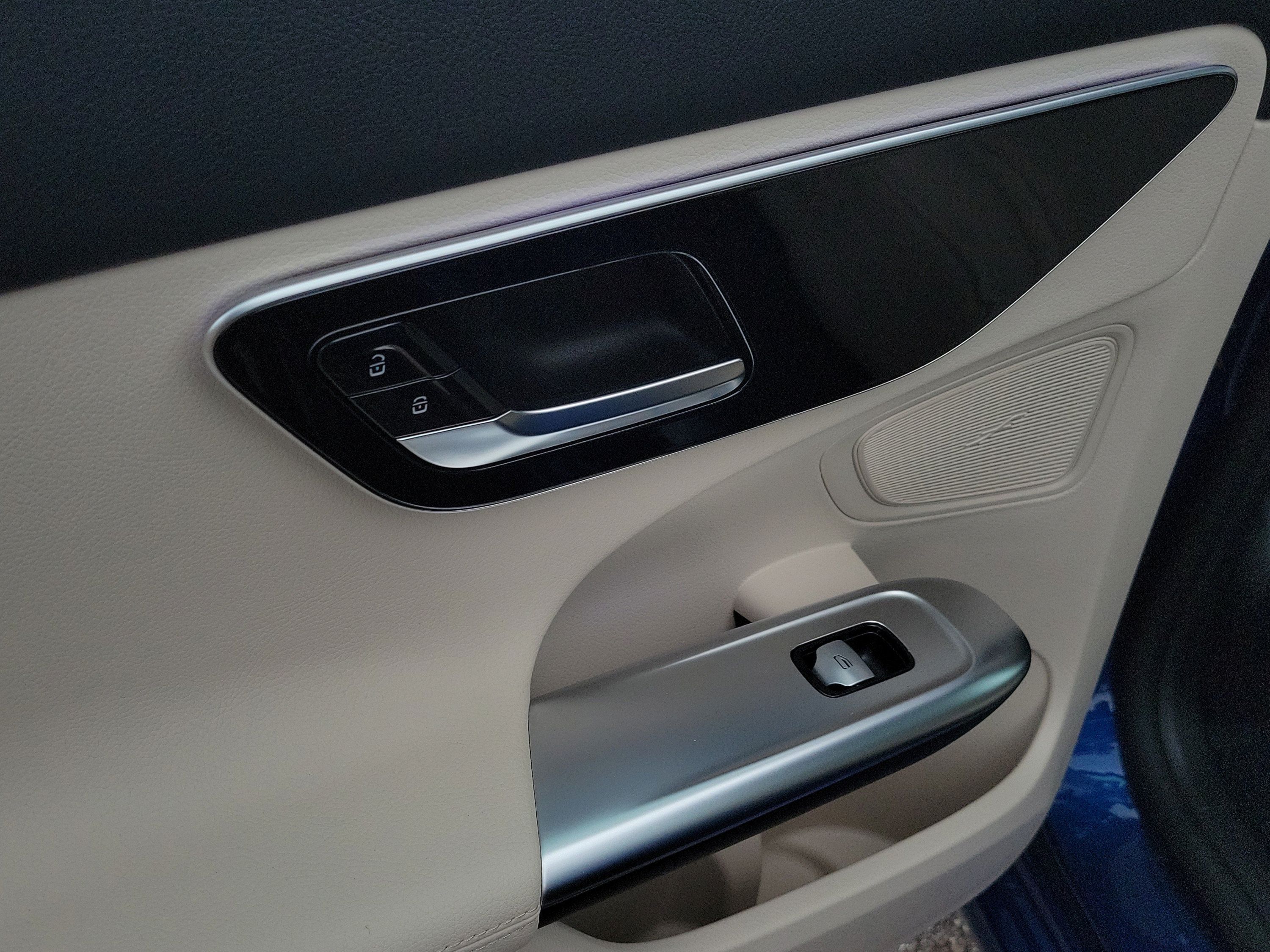 Certified 2023 Mercedes-Benz C 300 Sedan image 11