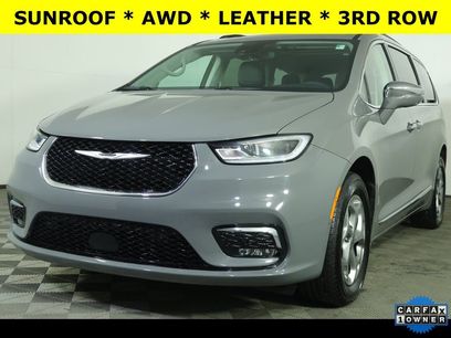 Used 2022 Chrysler Pacifica Limited