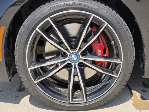 Used 2023 BMW 330e w/ M Sport Package RWD image 11