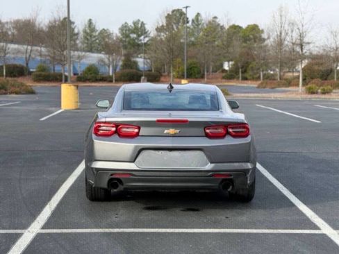 Used 2020 Chevrolet Camaro LT image 6