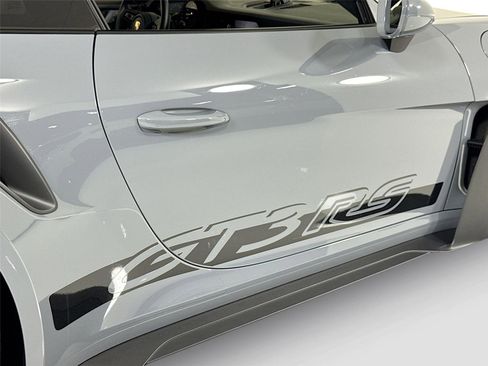 Used 2023 Porsche 911 GT3 RS image 33