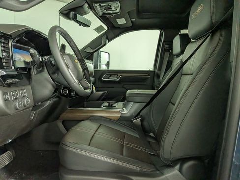 New 2026 Chevrolet Silverado 2500 High Country w/ High Country Premium Package AWD/4WD image 15