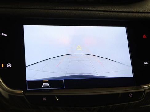 Used 2023 Cadillac XT6 Premium Luxury image 10