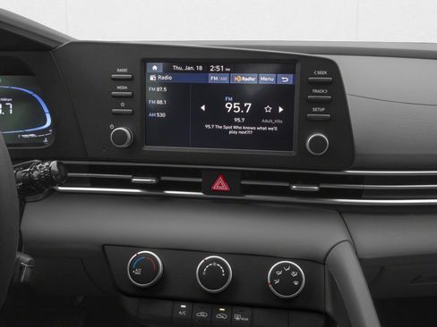 Certified 2026 Hyundai Elantra SE w/ Cargo Package FWD image 7