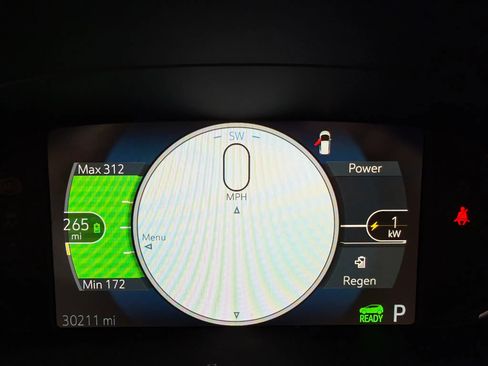 Used 2018 Chevrolet Bolt LT FWD image 2