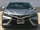 Used 2023 Toyota Camry SE image 3