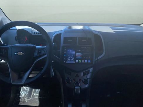 Used 2016 Chevrolet Sonic LT FWD image 38
