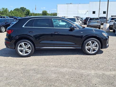 Used 2020 Audi Q3 2.0T Premium Plus w/ Premium Plus Package AWD/4WD image 10