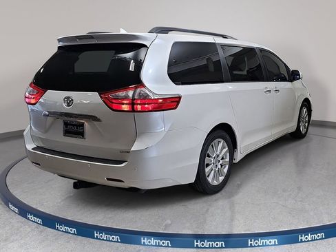 Used 2015 Toyota Sienna Limited Premium FWD image 6