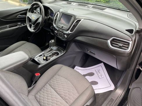 Used 2020 Chevrolet Equinox LT image 8