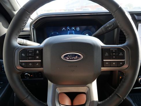 New 2026 Ford F250 Lariat w/ Black Appearance Package AWD/4WD image 26