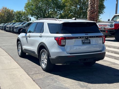 New 2026 Ford Explorer Active RWD image 4