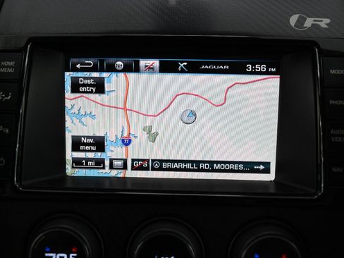 Used 2015 Jaguar F-TYPE R RWD image 29