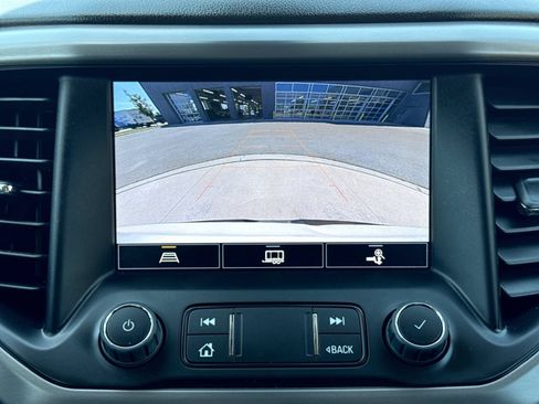 Used 2022 GMC Acadia AT4 w/ Preferred Package AWD/4WD image 39