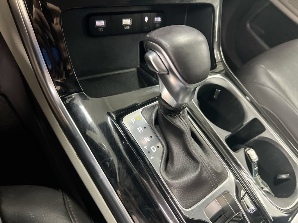 Used 2024 Kia Carnival SX FWD image 17