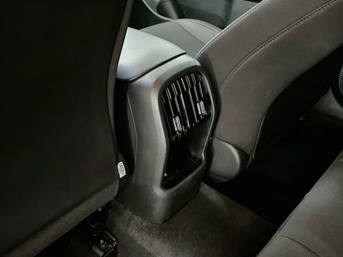 Used 2025 Hyundai Kona SEL AWD/4WD image 28