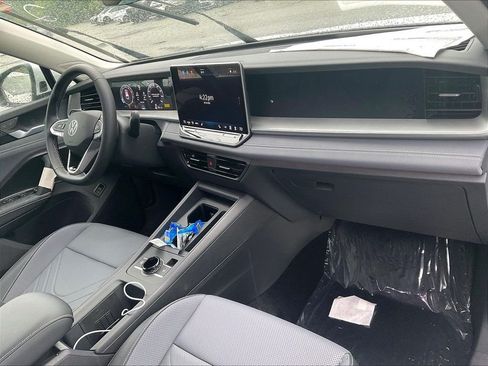 New 2026 Volkswagen Tiguan SE AWD/4WD image 10
