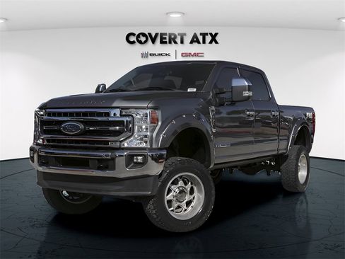 Used 2021 Ford F250 Lariat w/ Lariat Value Package image 2
