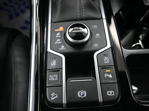 Certified 2026 Kia Sorento SX Prestige AWD/4WD image 26