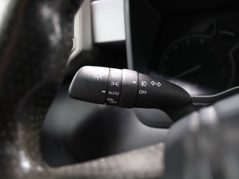 Used 2022 Toyota Tundra SR5 w/ Convenience Package RWD image 40