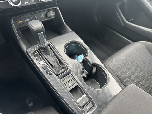 Certified 2025 Honda Civic LX image 29