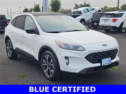 Certified 2022 Ford Escape SEL w/ SEL Stealth AWD Package image 7