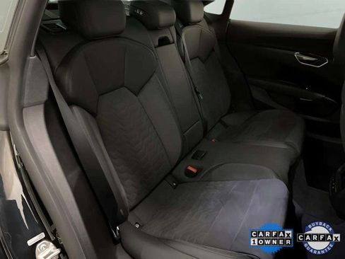 Used 2023 Audi e-tron GT Premium Plus image 77