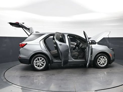 Used 2023 Chevrolet Equinox LT FWD image 32