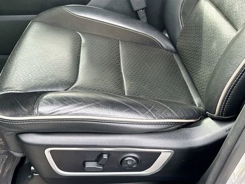 Used 2021 RAM 1500 Laramie w/ Sport Appearance Package image 19