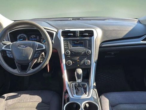 Used 2014 Ford Fusion SE image 30