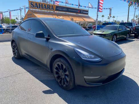 Used 2020 Tesla Model Y Long Range AWD/4WD image 4