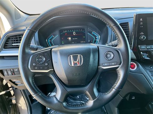 Used 2024 Honda Odyssey EX-L image 11